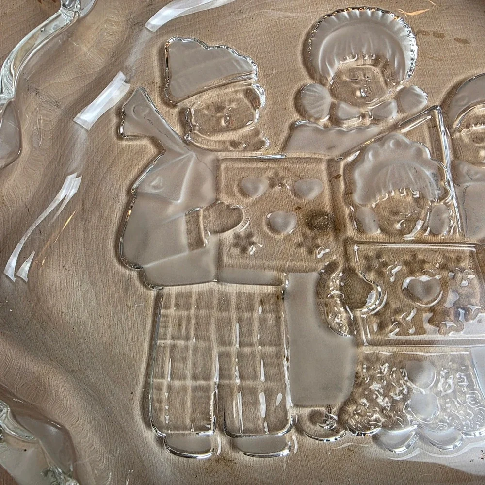 Vintage Mikasa Celebrations Carolers Collection‎ Frosted Glass Dish Christmas